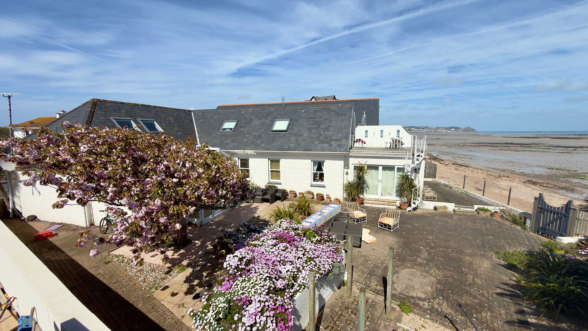 CONFIDENTIAL – La Rocque