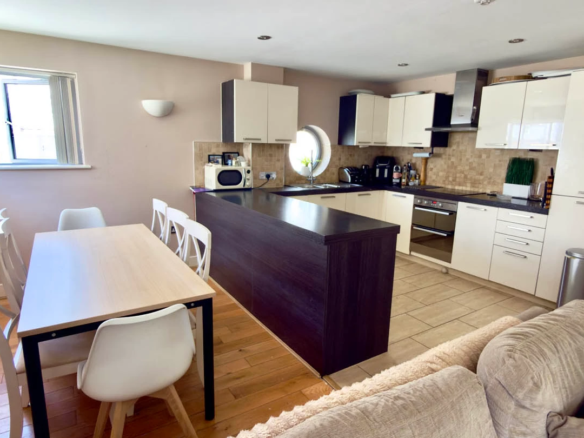 1 Sunshine Gardens, Marett Road, St. Helier