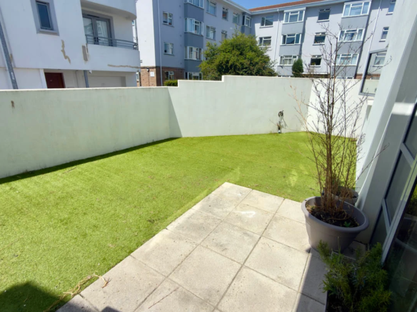 1 Sunshine Gardens, Marett Road, St. Helier