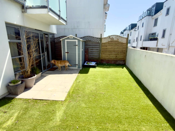 1 Sunshine Gardens, Marett Road, St. Helier