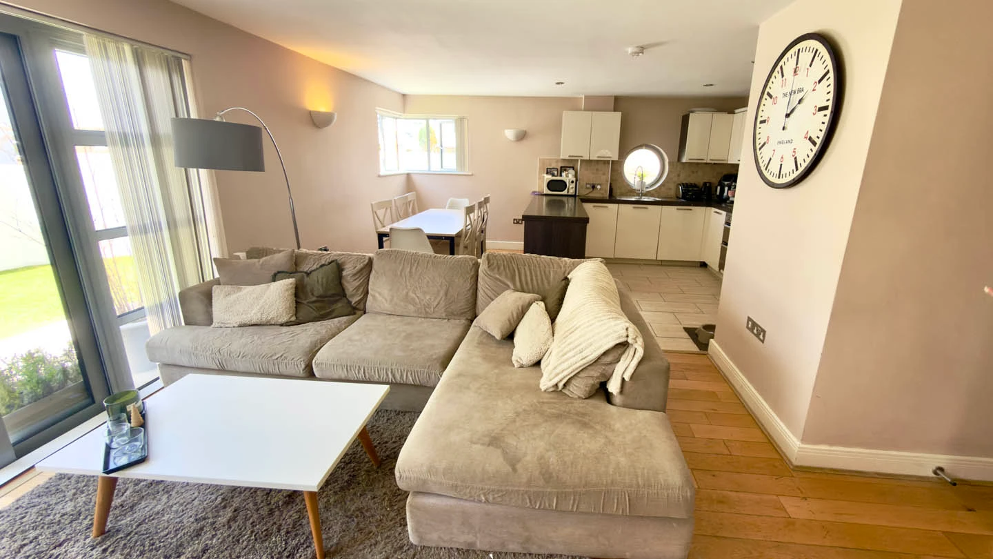 1 Sunshine Gardens, Marett Road, St. Helier