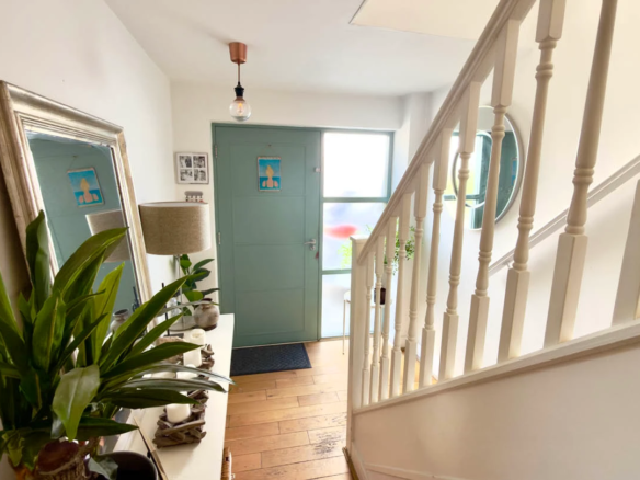 1 Sunshine Gardens, Marett Road, St. Helier