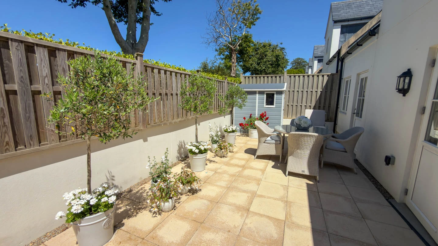 88 Langtry Gardens, St. Saviours Hill