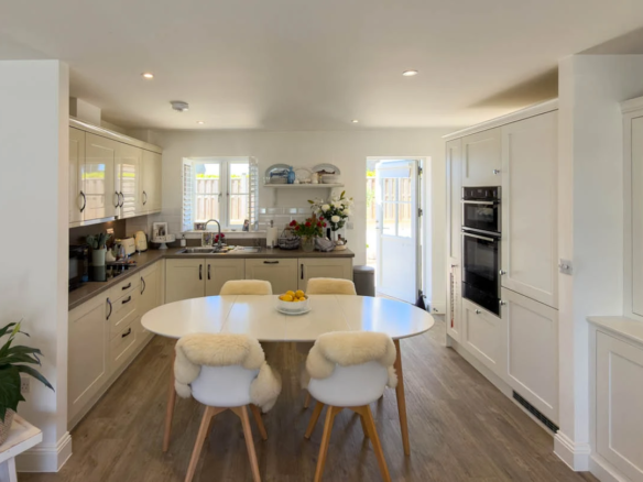 88 Langtry Gardens, St. Saviours Hill