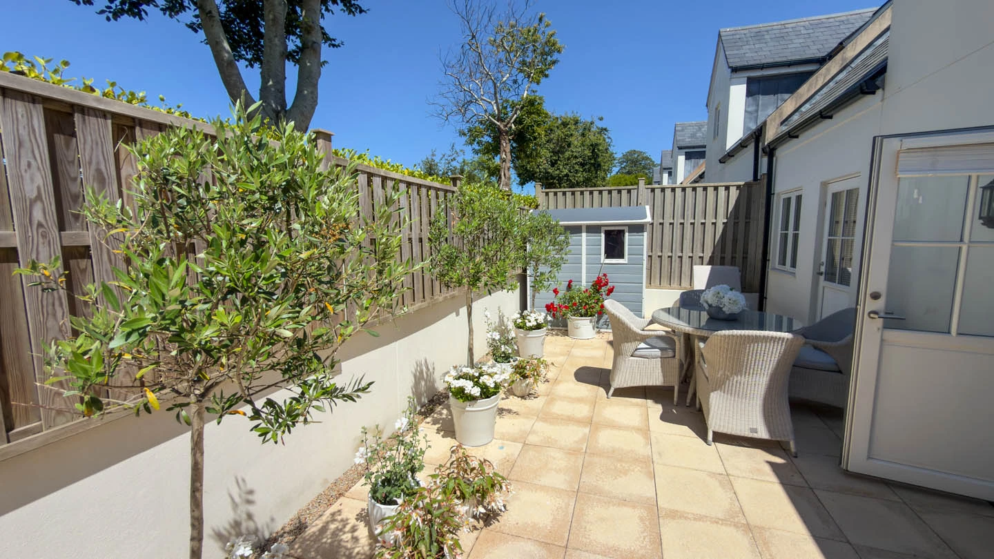 88 Langtry Gardens, St. Saviours Hill