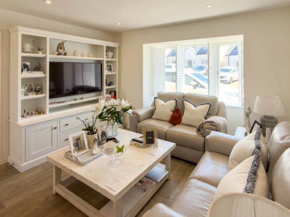 88 Langtry Gardens, St. Saviours Hill