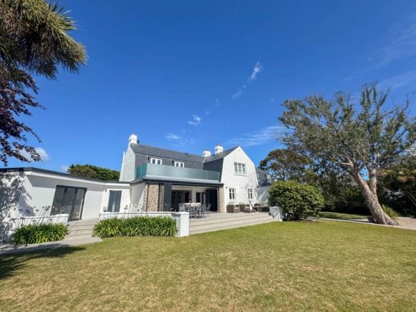 Lavington, Beauport Estate, La Route des Genets, St. Brelade