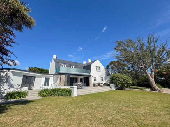 Lavington, Beauport Estate, La Route des Genets, St. Brelade