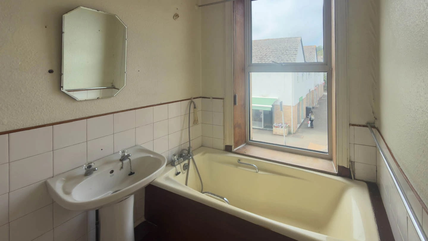 2 Hilgrove Terrace, Gorey Village Main Road
